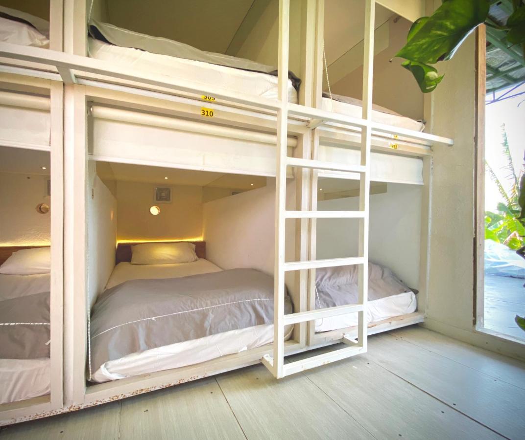 The Hide Hostel At Canggu (Adults Only) エクステリア 写真