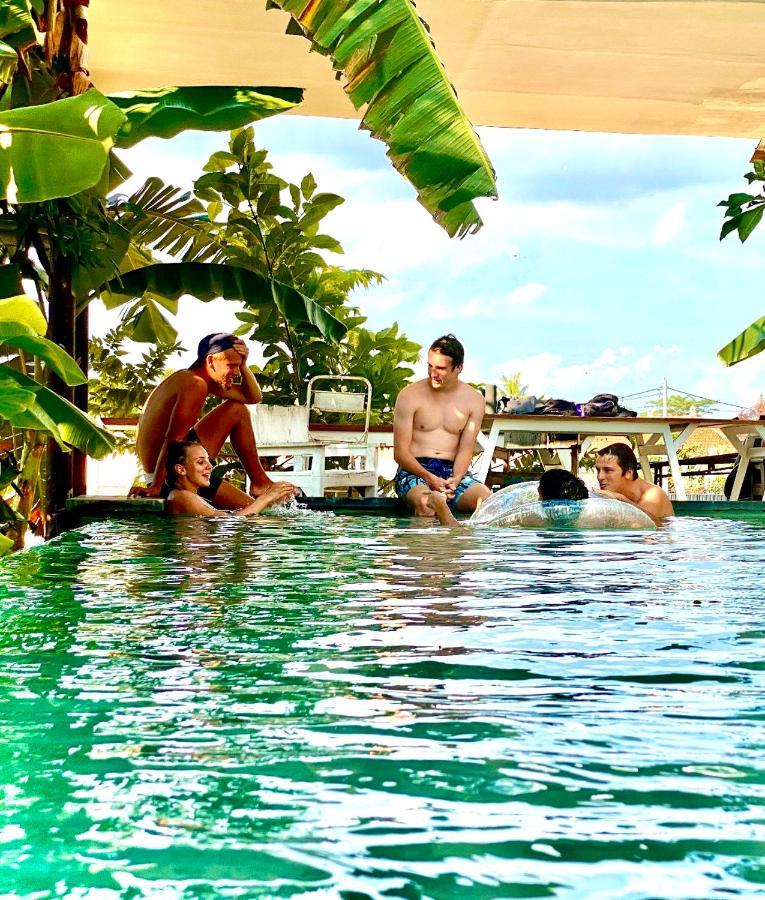 The Hide Hostel At Canggu (Adults Only) エクステリア 写真