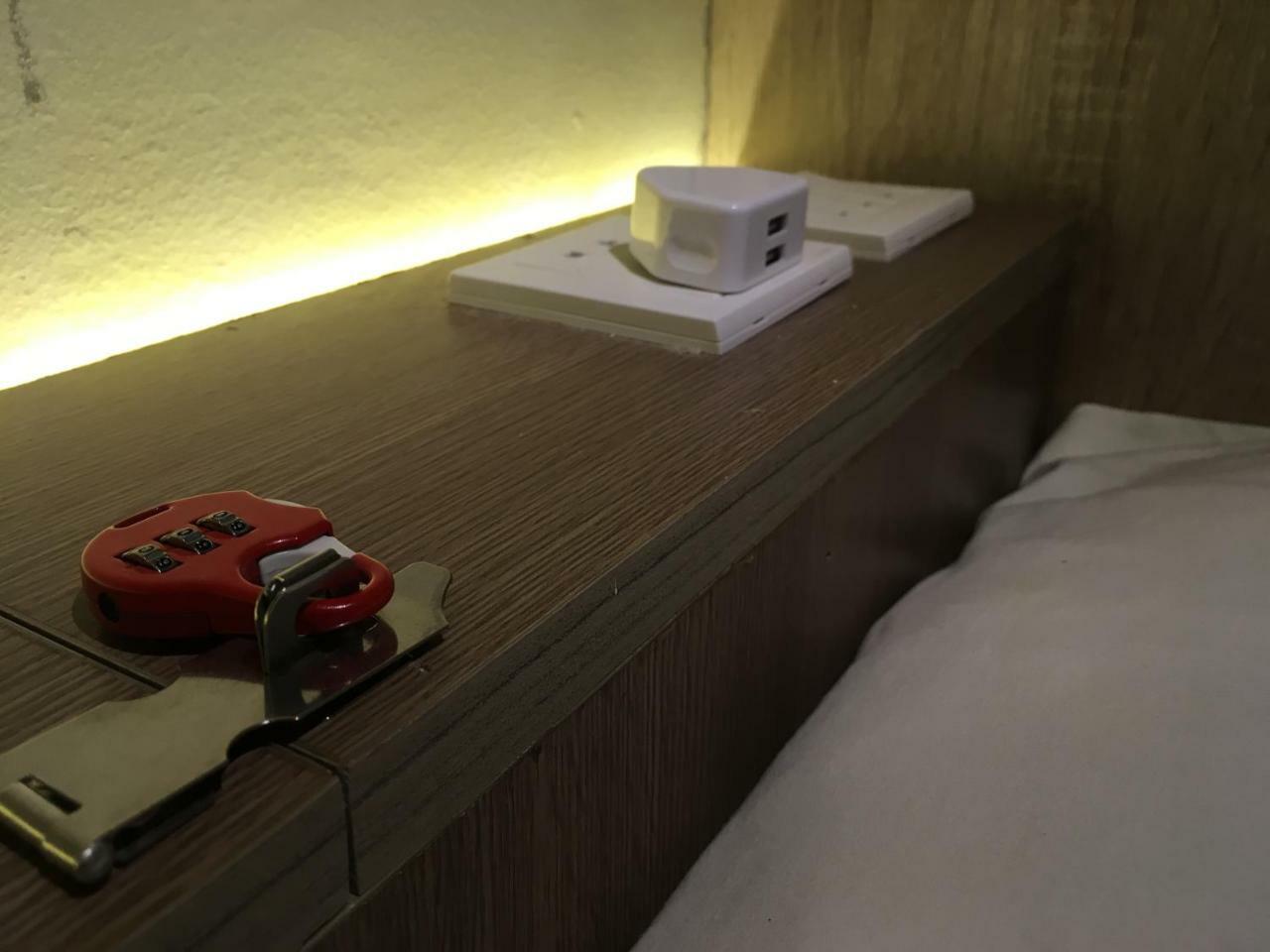 The Hide Hostel At Canggu (Adults Only) エクステリア 写真